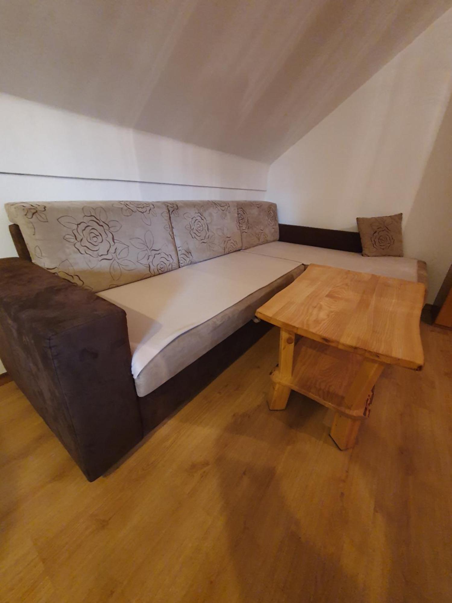 Miskar Rooms Cerknica Rum bild